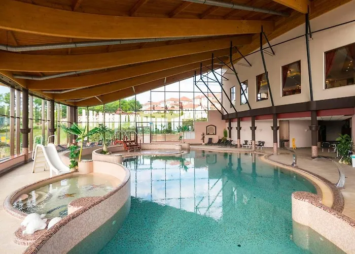 Landal Duna 4* Dunaszentmiklós
